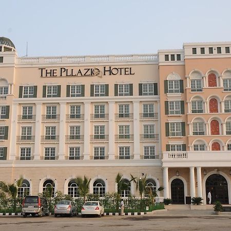 The Pllazio Hotel Гургаон Экстерьер фото